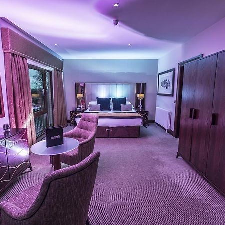 Parklands Hotel & Country Club Newton Mearns Exteriör bild
