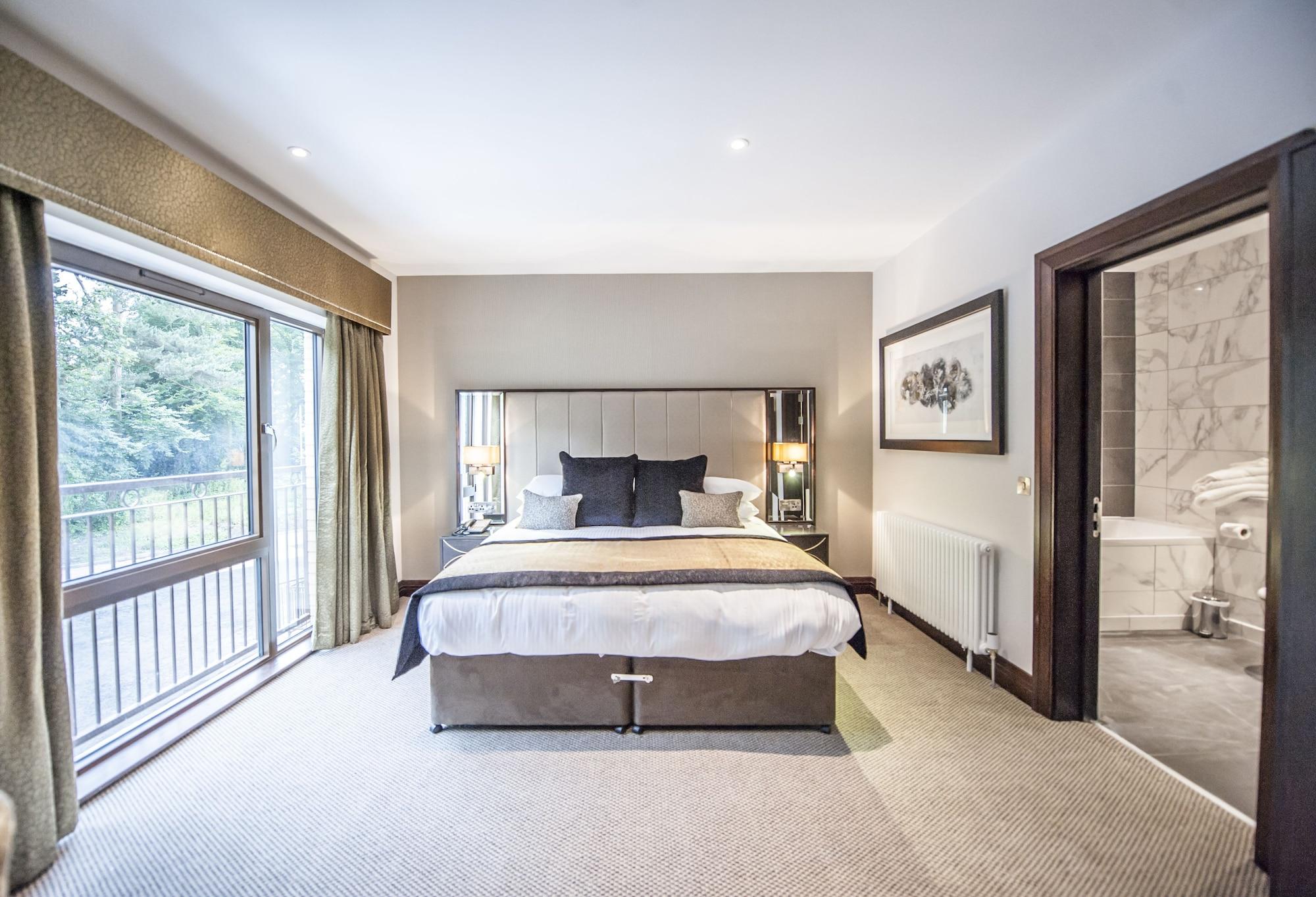 Parklands Hotel & Country Club Newton Mearns Exteriör bild