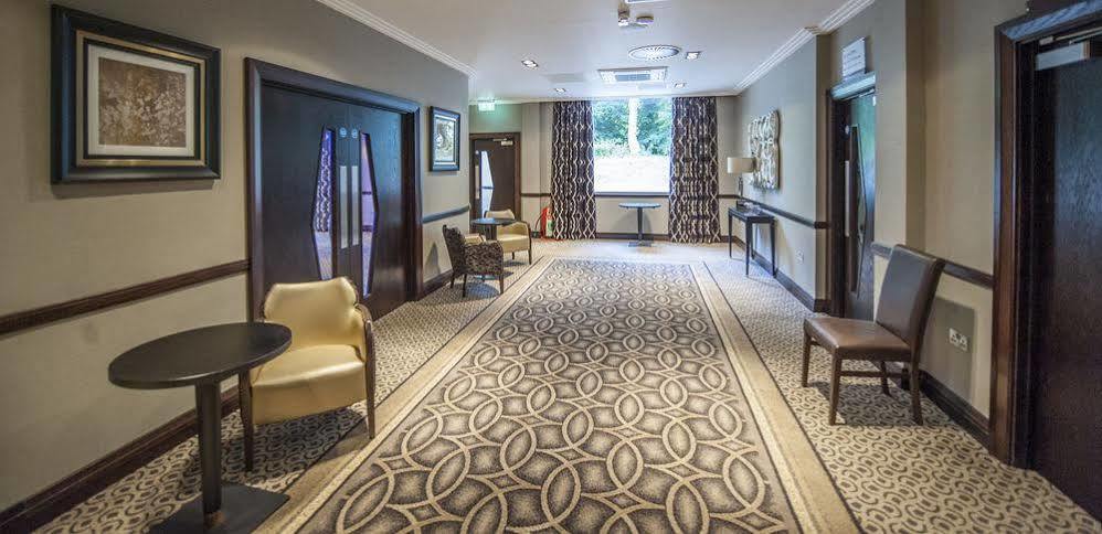 Parklands Hotel & Country Club Newton Mearns Exteriör bild