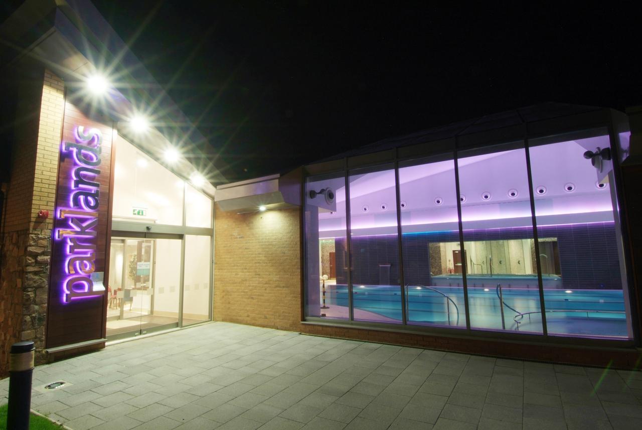 Parklands Hotel & Country Club Newton Mearns Exteriör bild