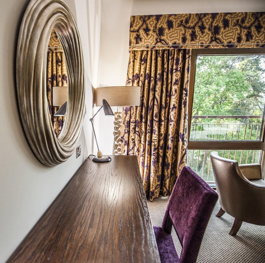 Parklands Hotel & Country Club Newton Mearns Exteriör bild