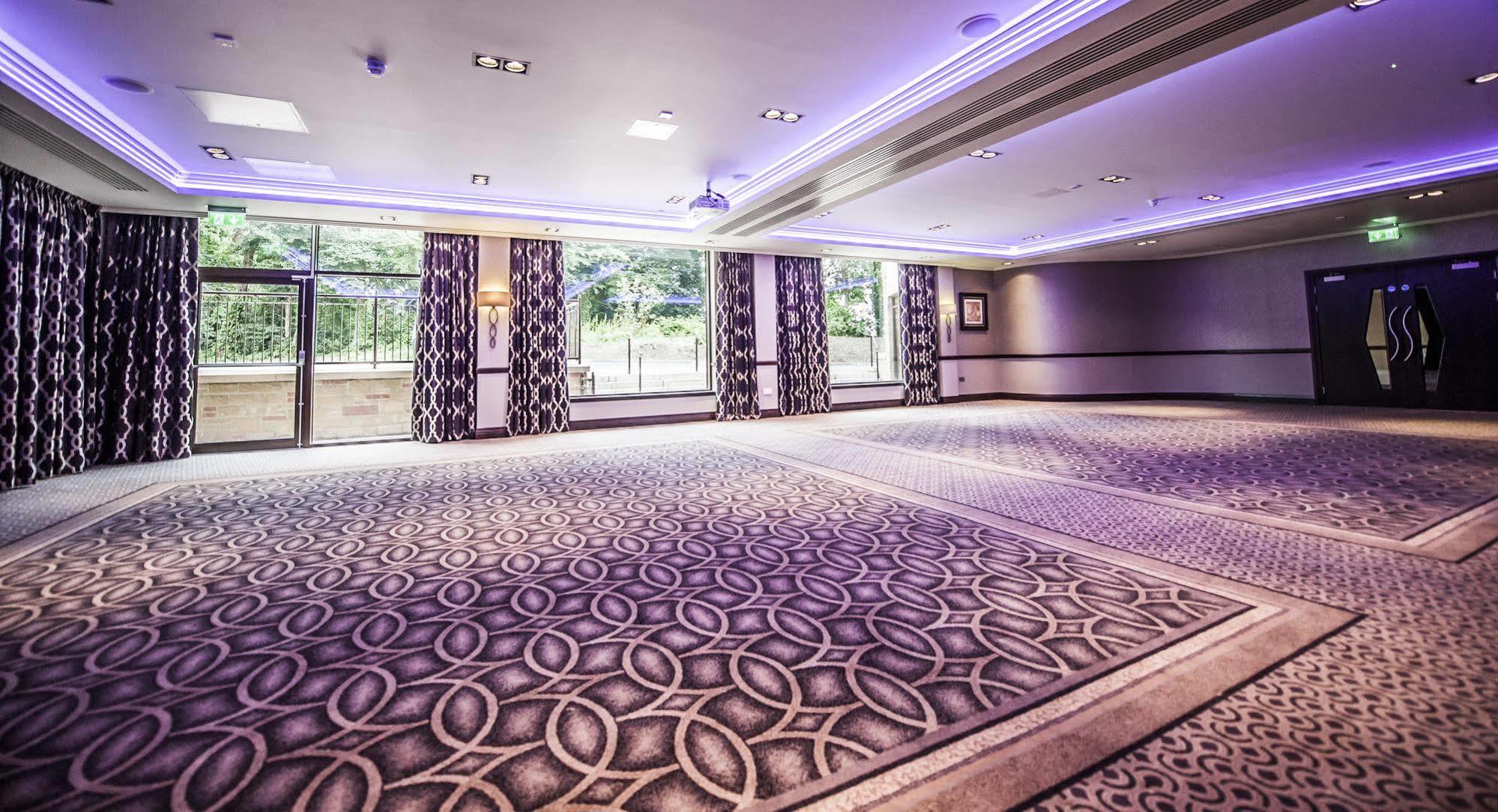 Parklands Hotel & Country Club Newton Mearns Exteriör bild